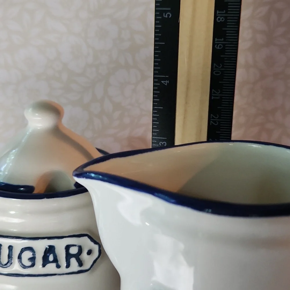 Pier 1 Sugar & Creamer Set